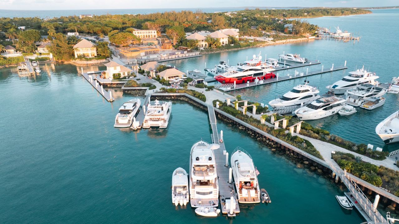 Briland Club waterfront